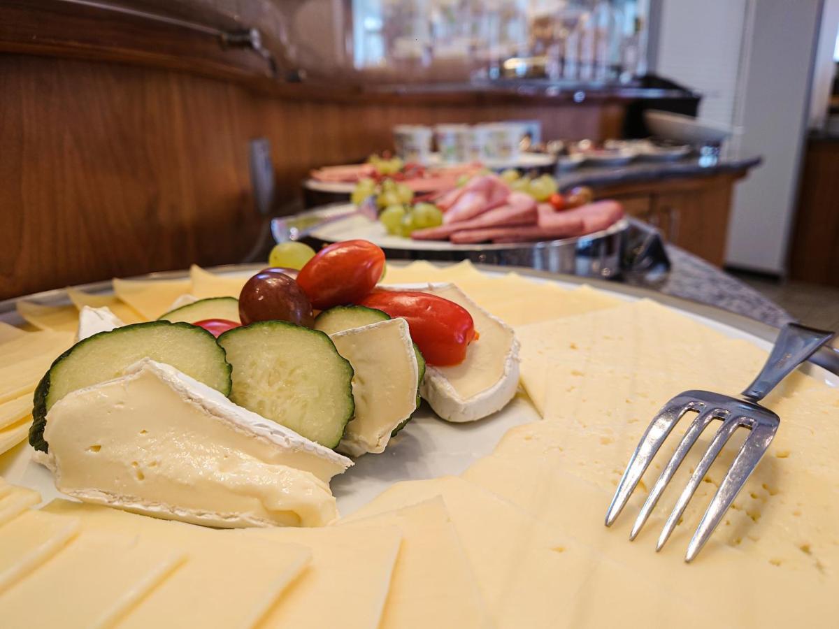 Apartment Hotel Kral - Business Hotel & Serviced Apartments Erlangen Zewnętrze zdjęcie