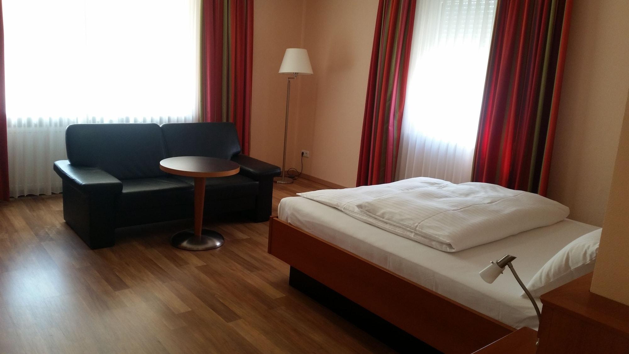 Apartment Hotel Kral - Business Hotel & Serviced Apartments Erlangen Zewnętrze zdjęcie