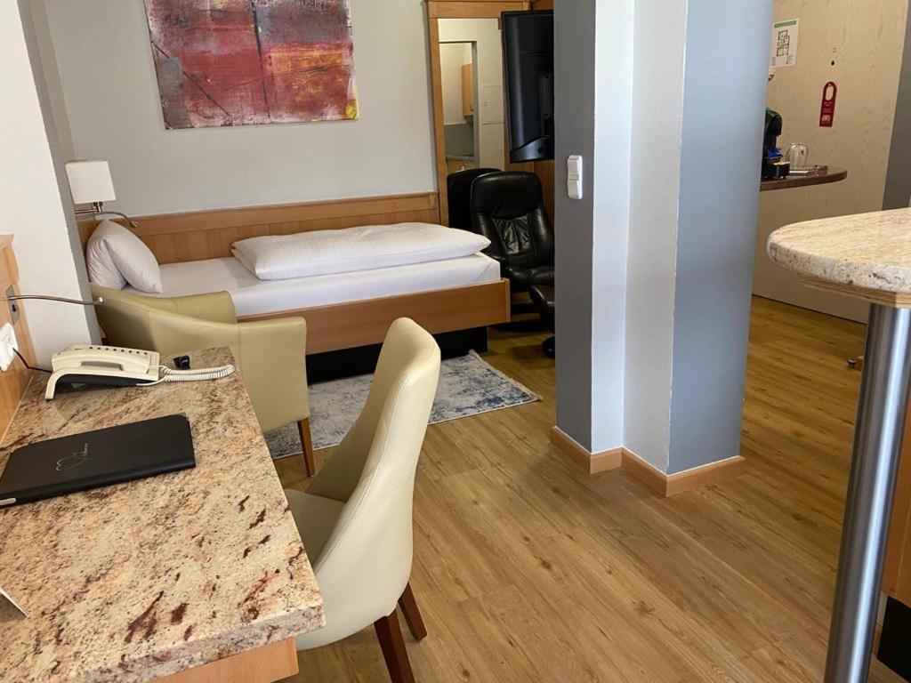 Apartment Hotel Kral - Business Hotel & Serviced Apartments Erlangen Zewnętrze zdjęcie